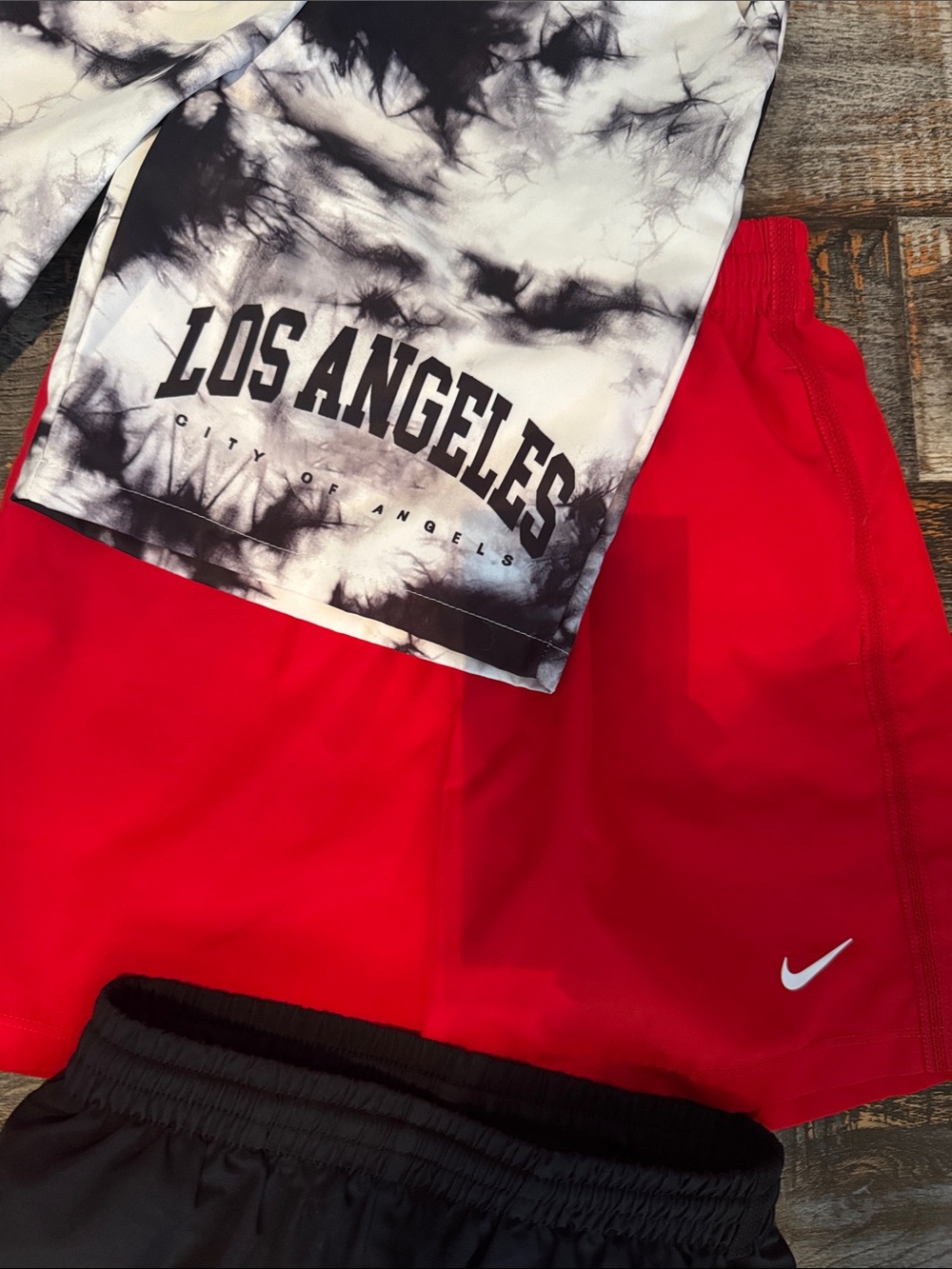 8 pairs of size medium Nike boys athletic shorts - Picture 10 of 10